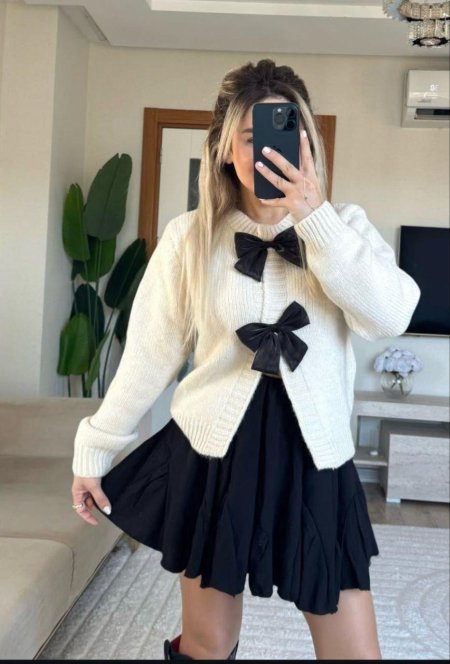 جكيت صوف ب بيبيونات